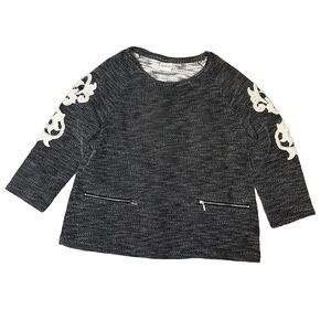 Zenergy Chico's 1 Top MEDIUM Black White Crochet Lace 3/4 Sleeve Zip Pocket Knit